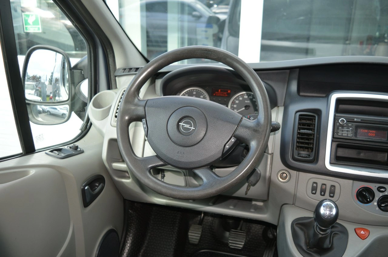 Opel Vivaro - Zdjęcie 21