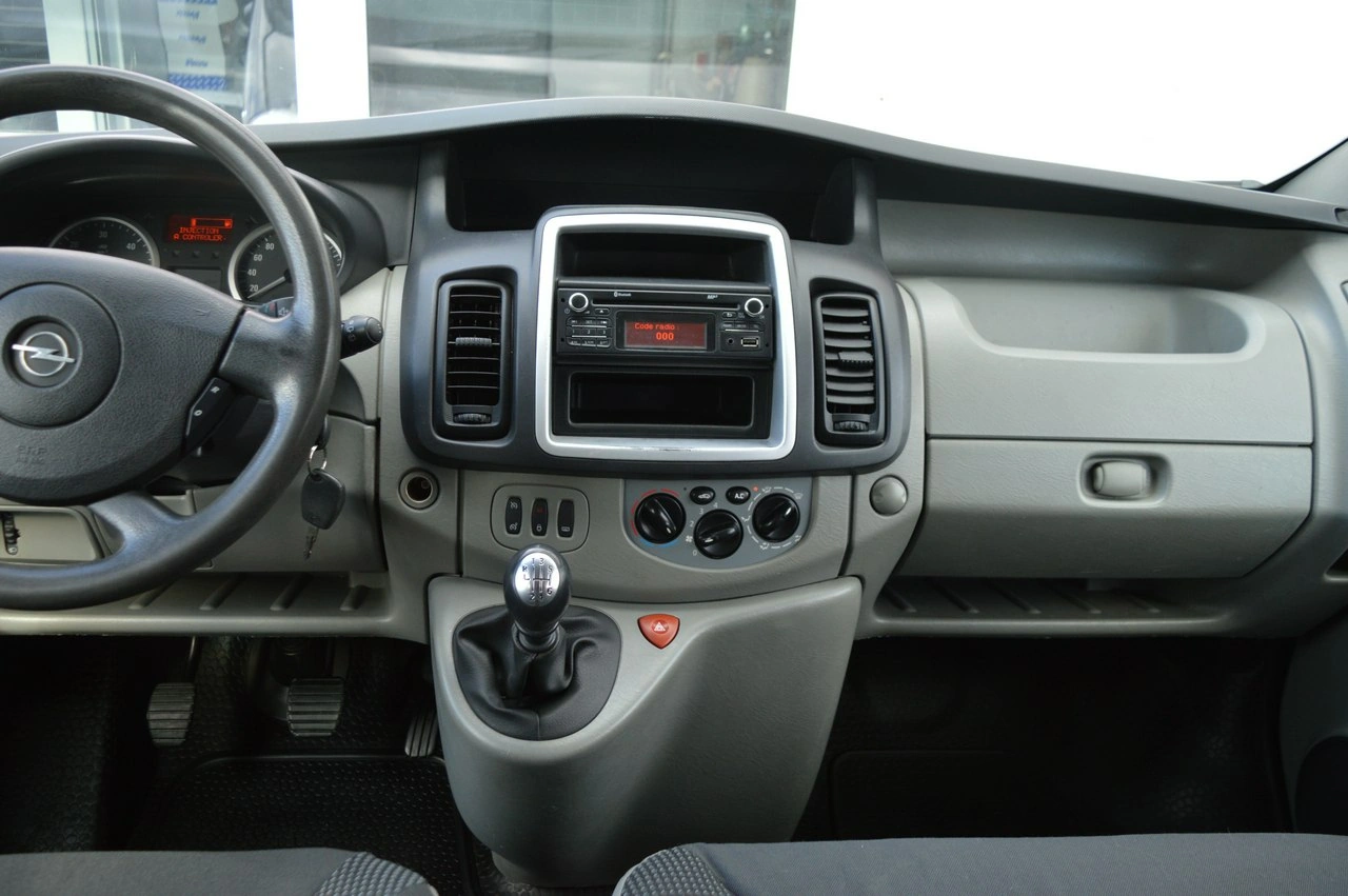 Opel Vivaro - Zdjęcie 22