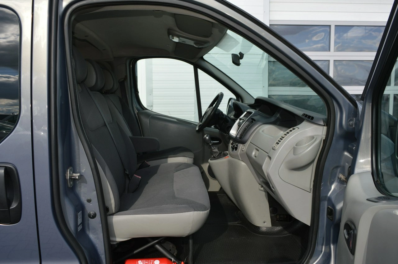Opel Vivaro - Zdjęcie 26