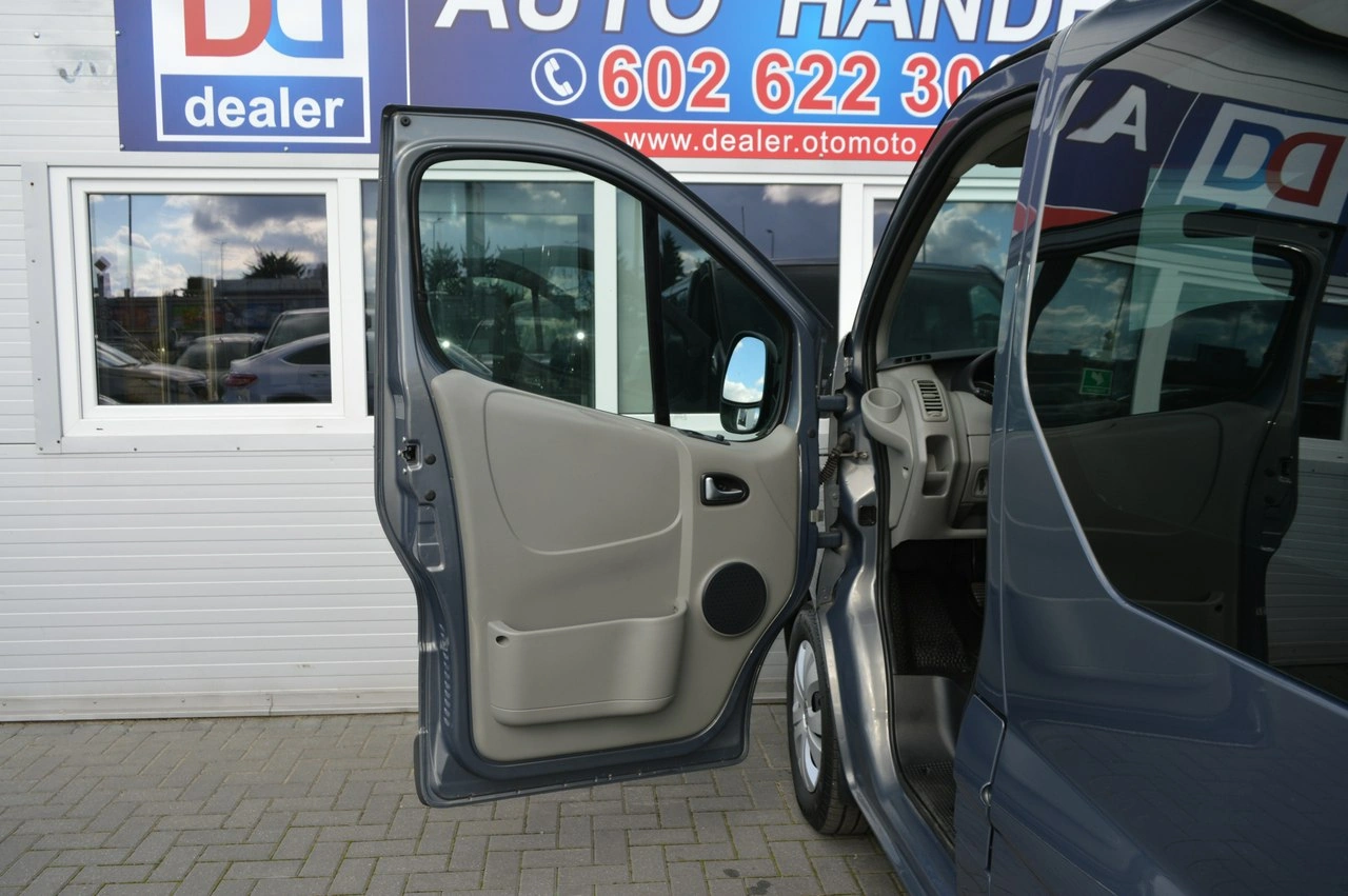 Opel Vivaro - Zdjęcie 30