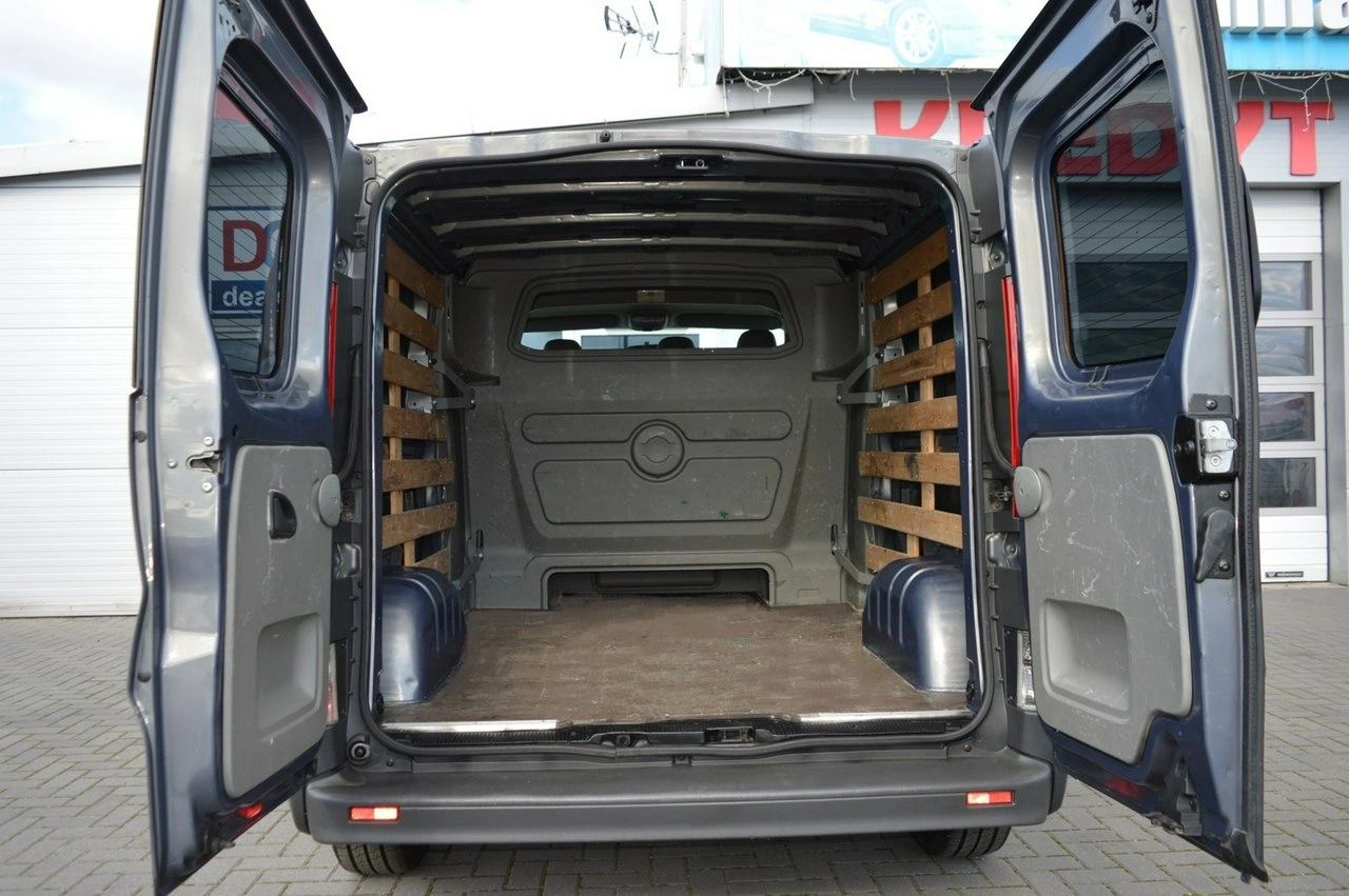Opel Vivaro - Zdjęcie 32