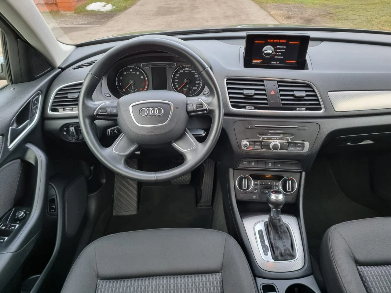 Audi Q3 - Zdjęcie 11