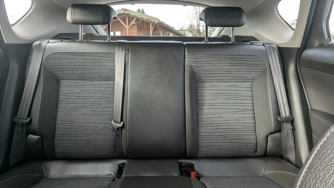 Opel Astra - Zdjęcie 14