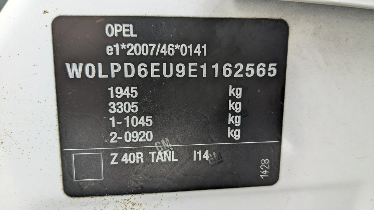 Opel Astra - Zdjęcie 21