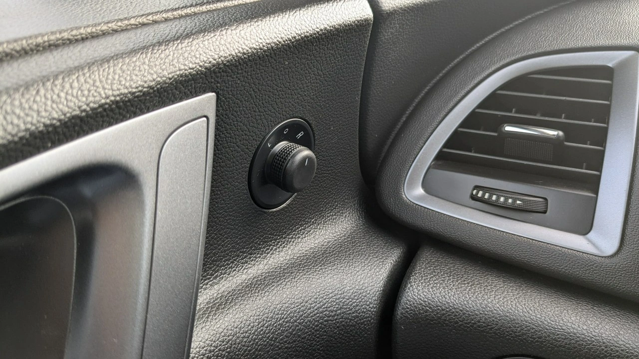 Opel Astra - Zdjęcie 27