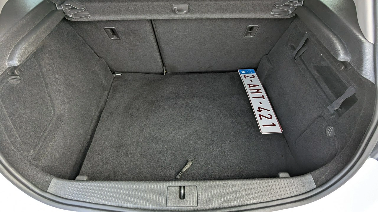 Opel Astra - Zdjęcie 34