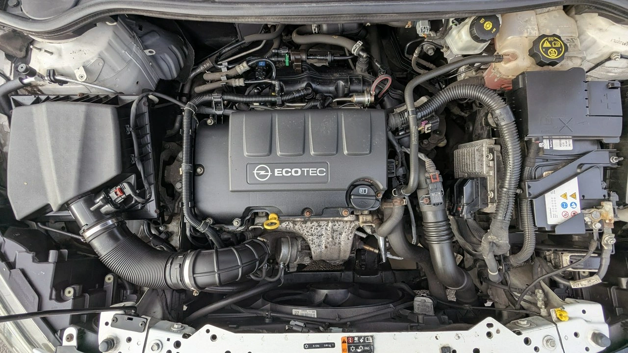 Opel Astra - Zdjęcie 37