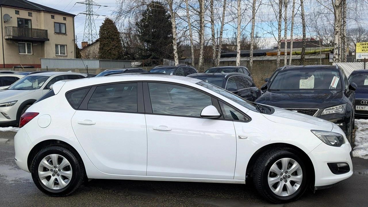 Opel Astra - Zdjęcie 5