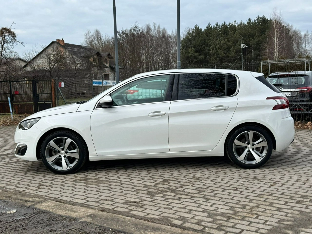 Peugeot 308 - Zdjęcie 9