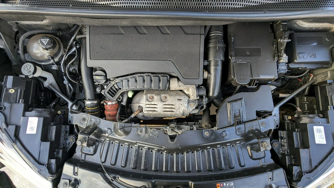 Opel Crossland X - Zdjęcie 35