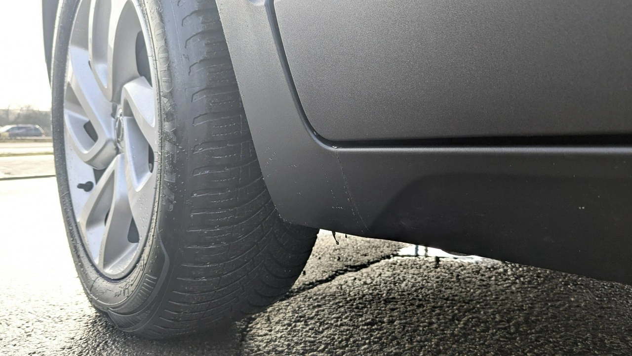 Opel Crossland X - Zdjęcie 37