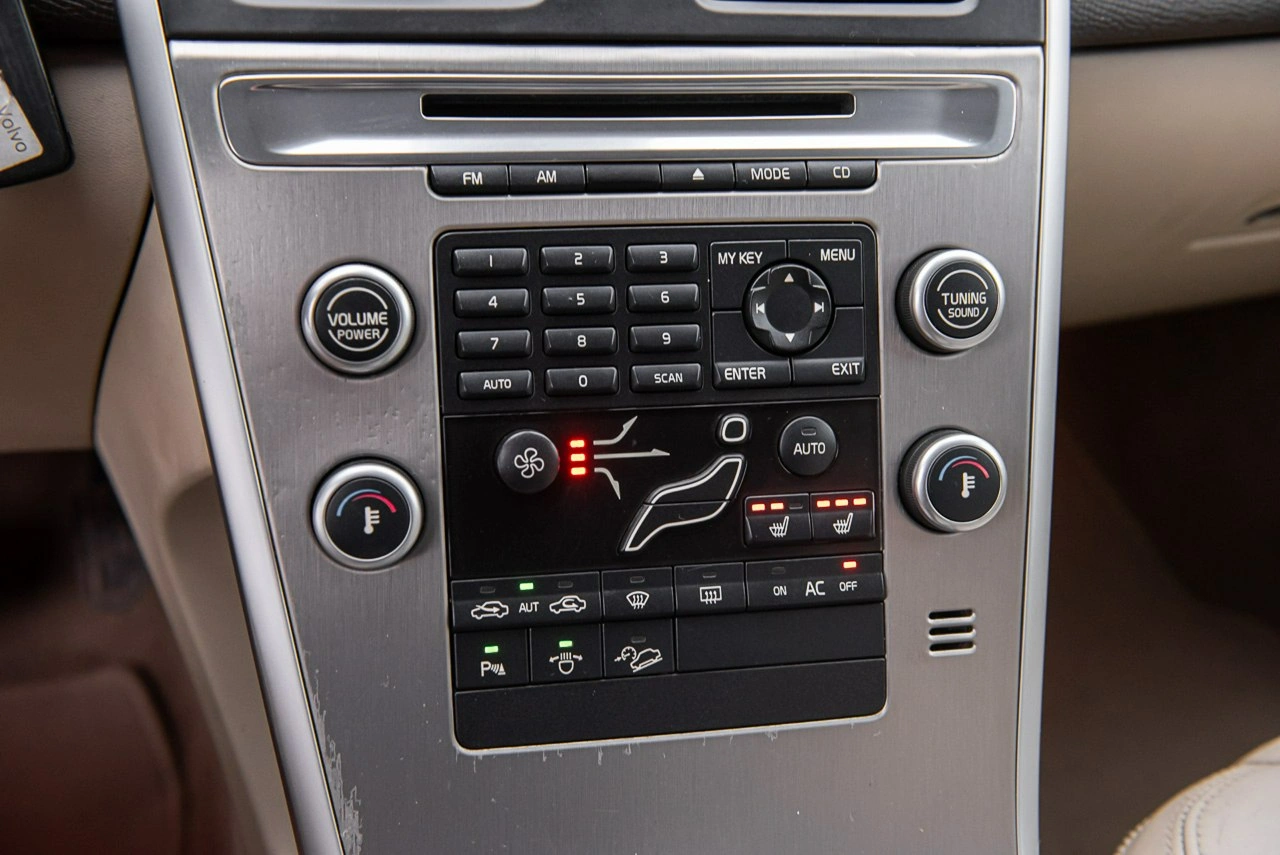 Volvo XC 60 - Zdjęcie 19