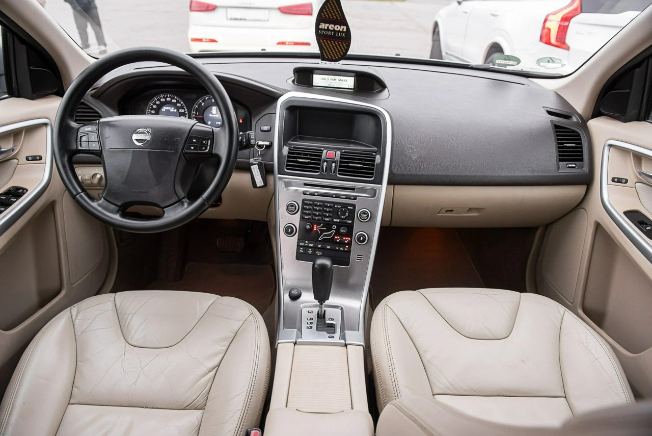 Volvo XC 60 - Zdjęcie 4