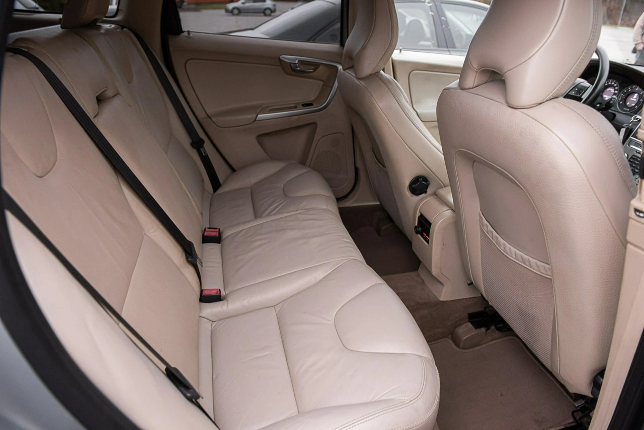 Volvo XC 60 - Zdjęcie 7