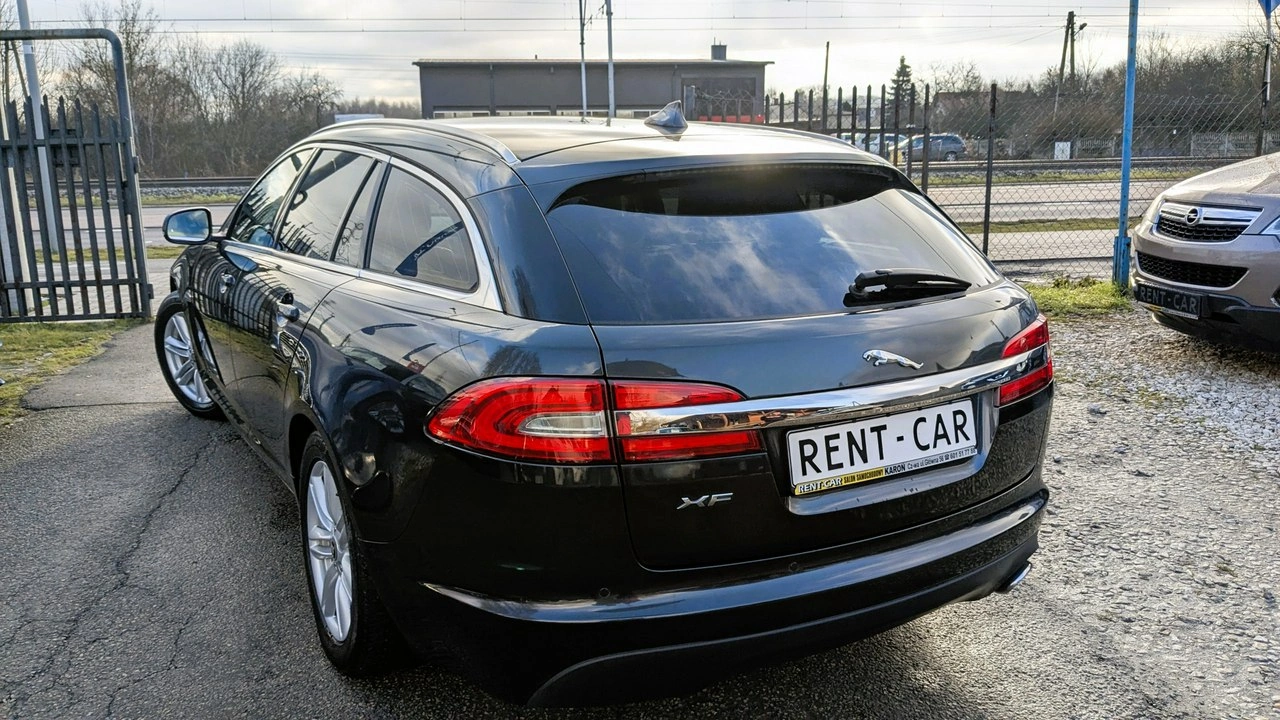 Jaguar XF - Zdjęcie 9