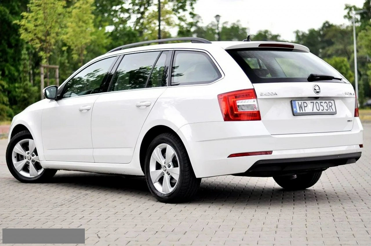 Skoda Octavia - Zdjęcie 34