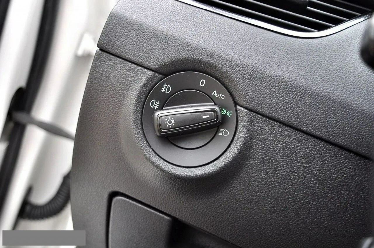 Skoda Octavia - Zdjęcie 16