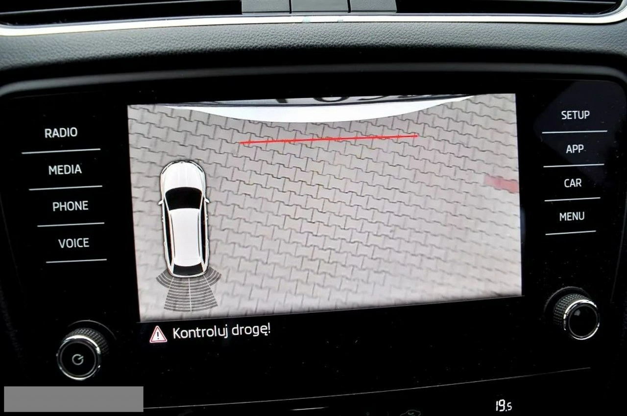 Skoda Octavia - Zdjęcie 25