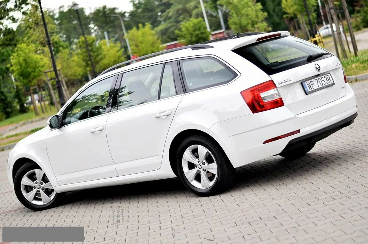Skoda Octavia - Zdjęcie 2