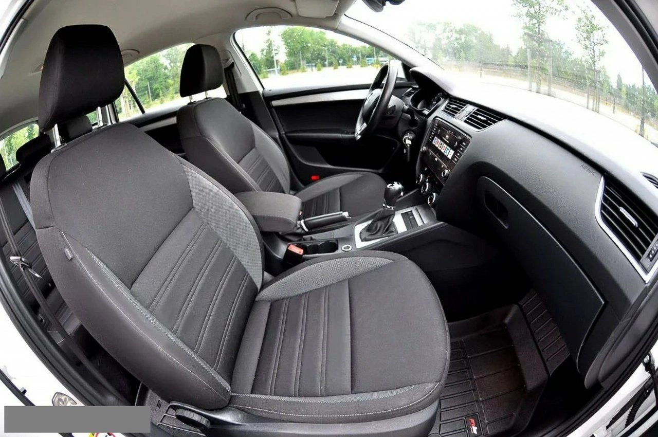 Skoda Octavia - Zdjęcie 7