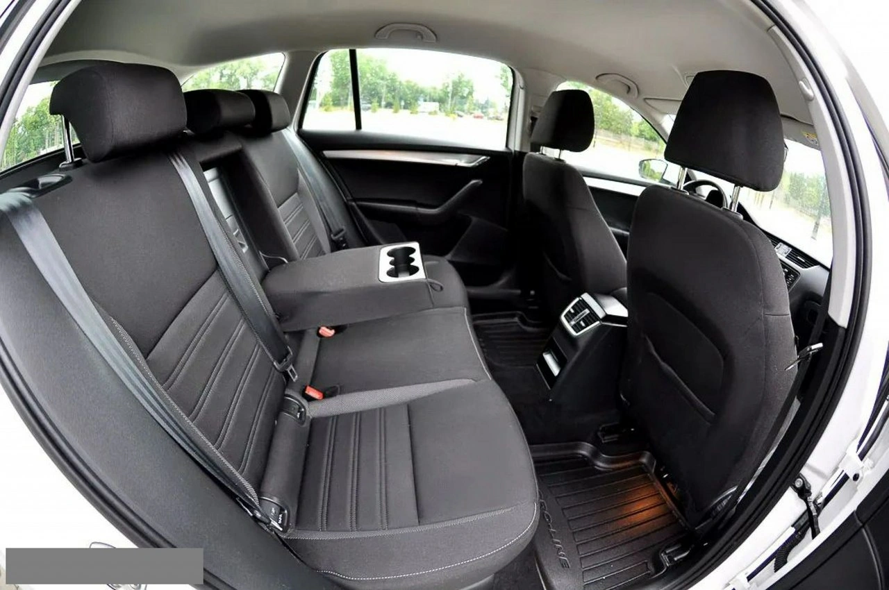 Skoda Octavia - Zdjęcie 8