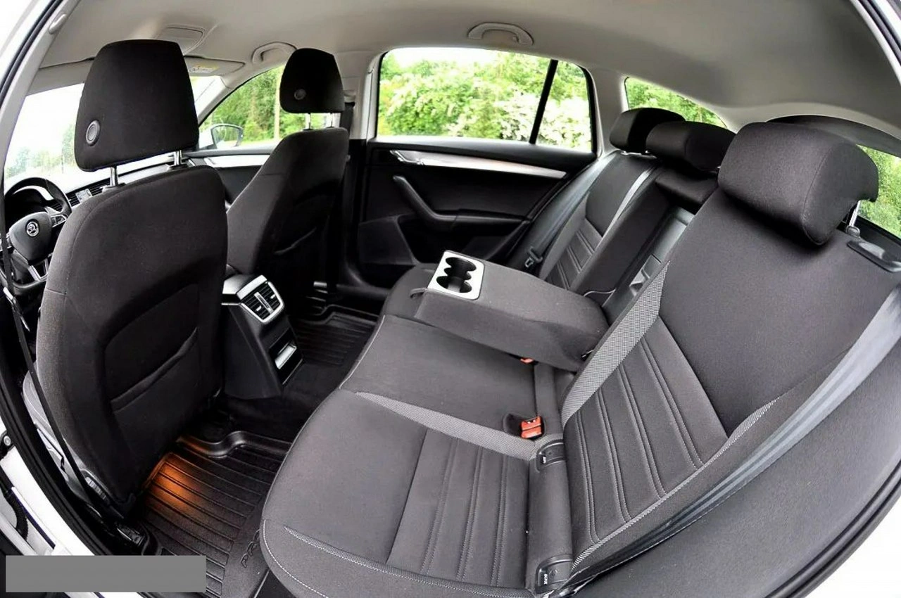 Skoda Octavia - Zdjęcie 9