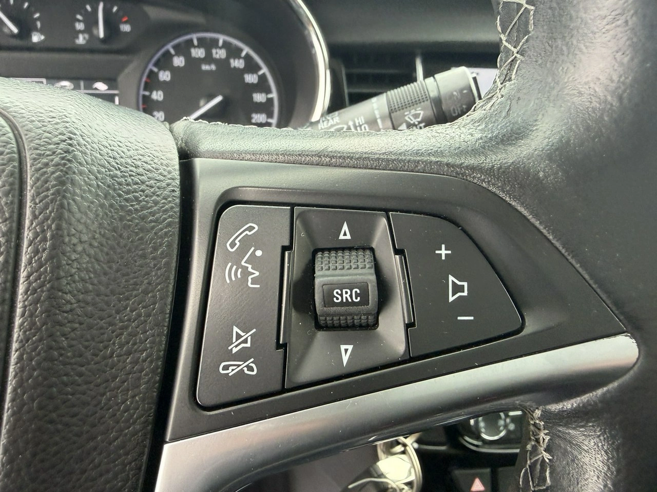 Opel Mokka X - Zdjęcie 22