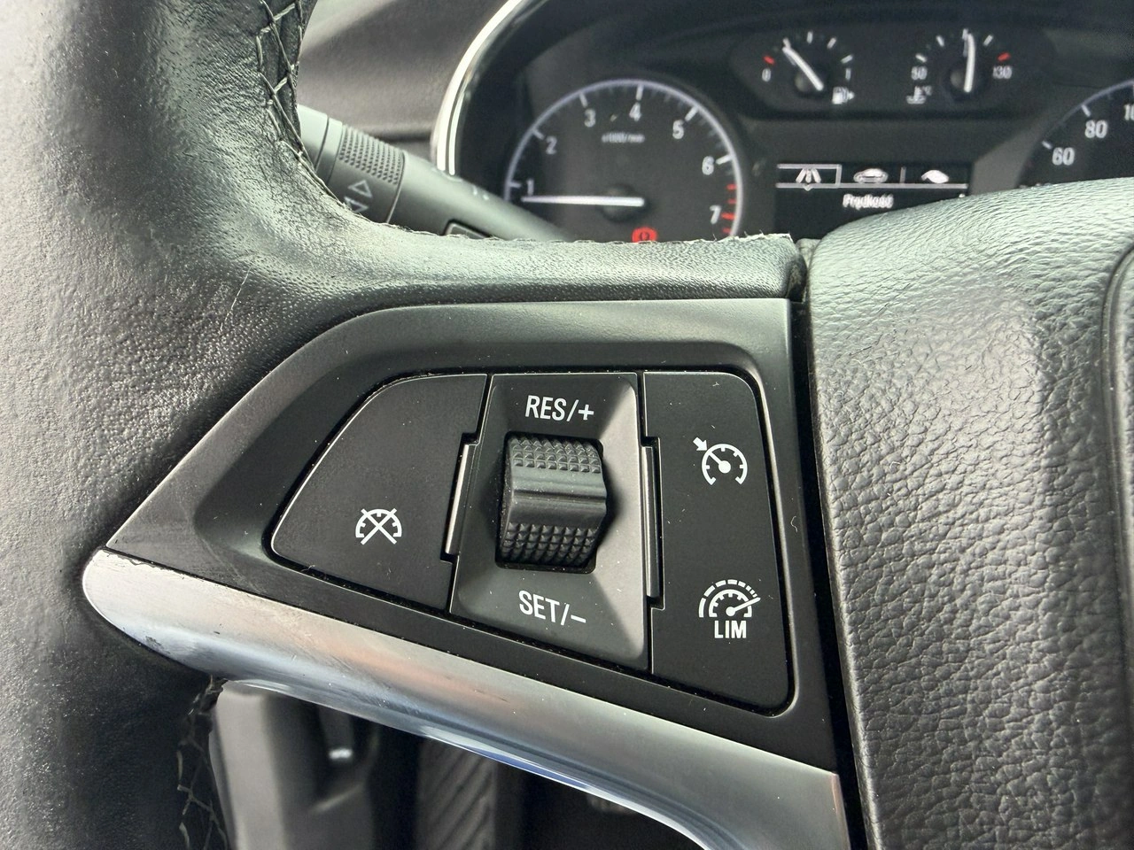 Opel Mokka X - Zdjęcie 21