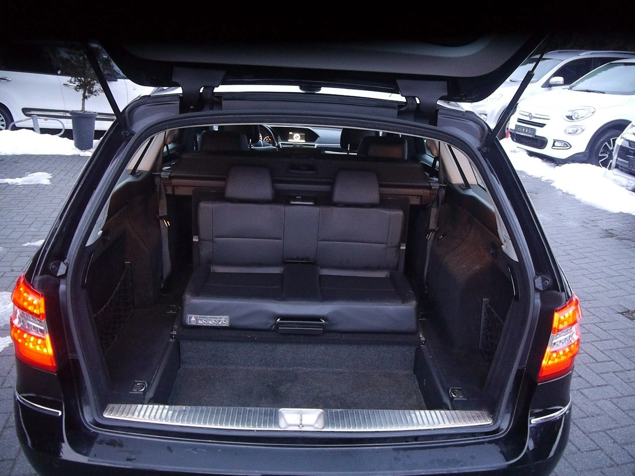 Mercedes E 220 - Zdjęcie 13