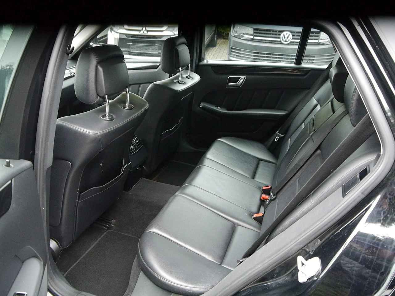 Mercedes E 220 - Zdjęcie 31