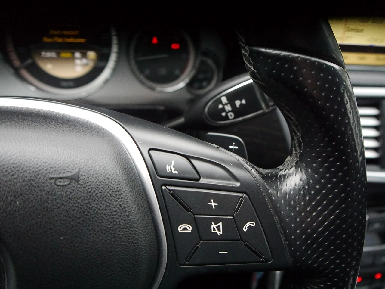 Mercedes E 220 - Zdjęcie 32