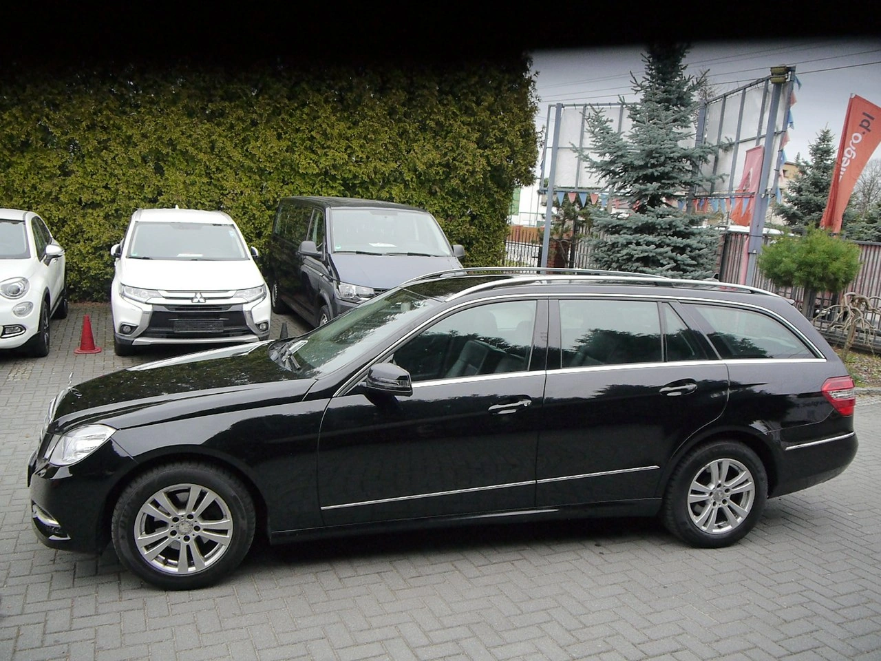 Mercedes E 220 - Zdjęcie 7