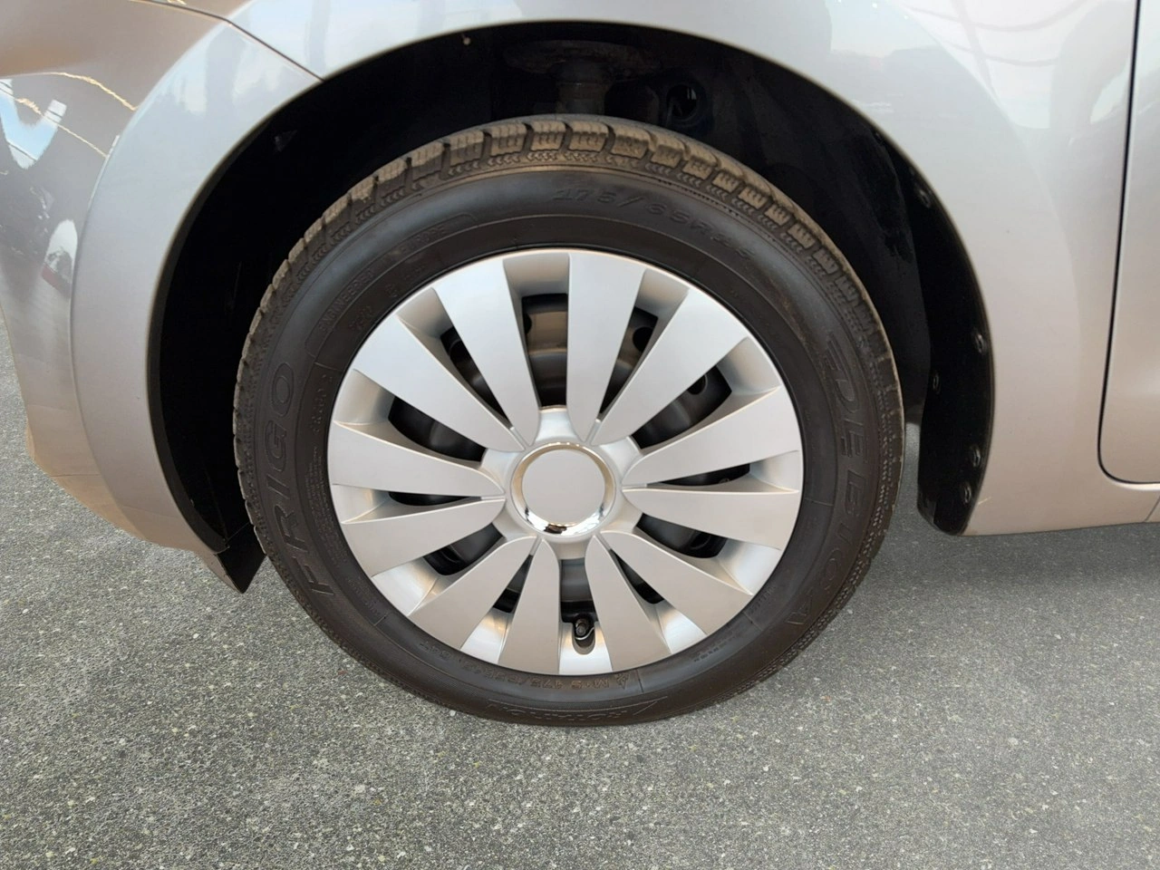 Suzuki Swift - Zdjęcie 9