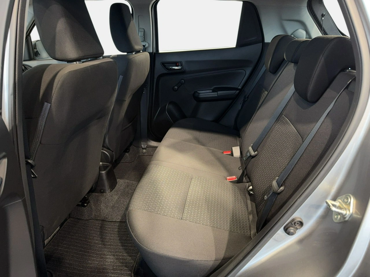 Suzuki Swift - Zdjęcie 12