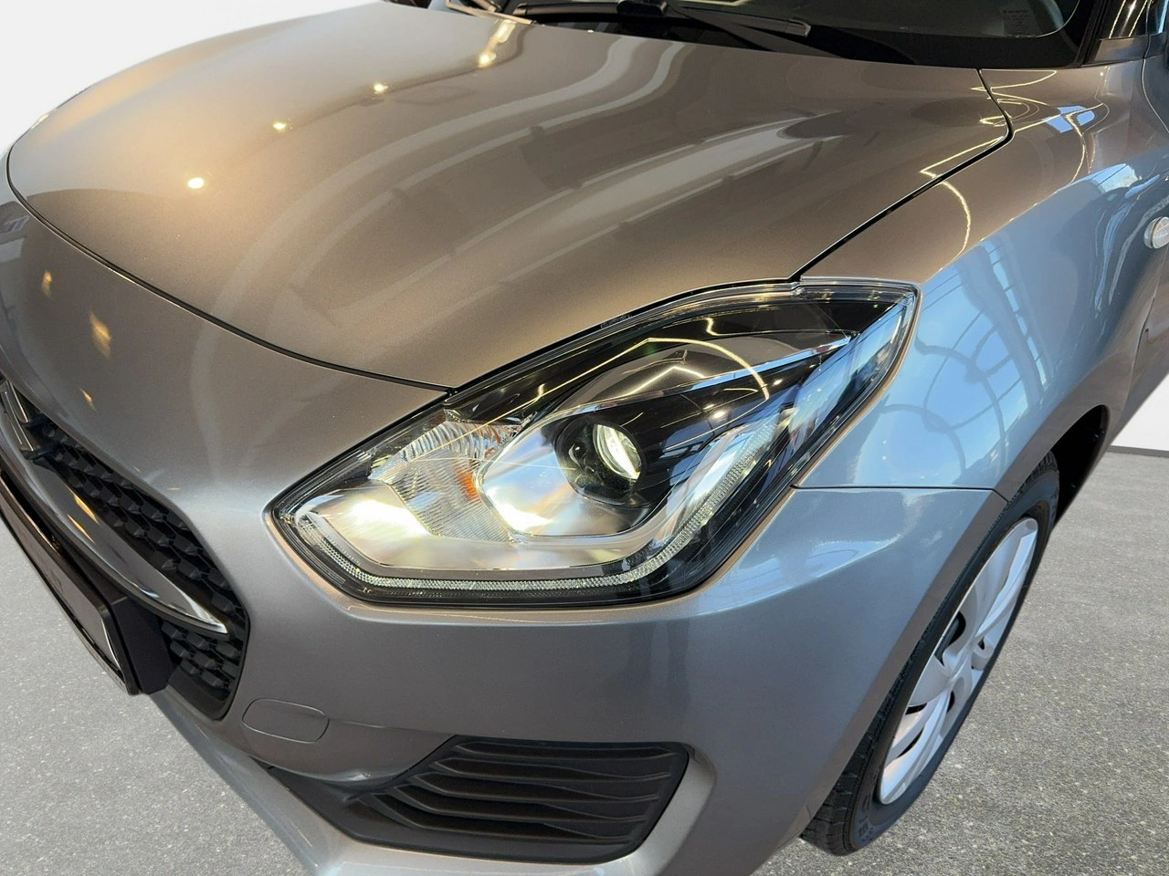 Suzuki Swift - Zdjęcie 8