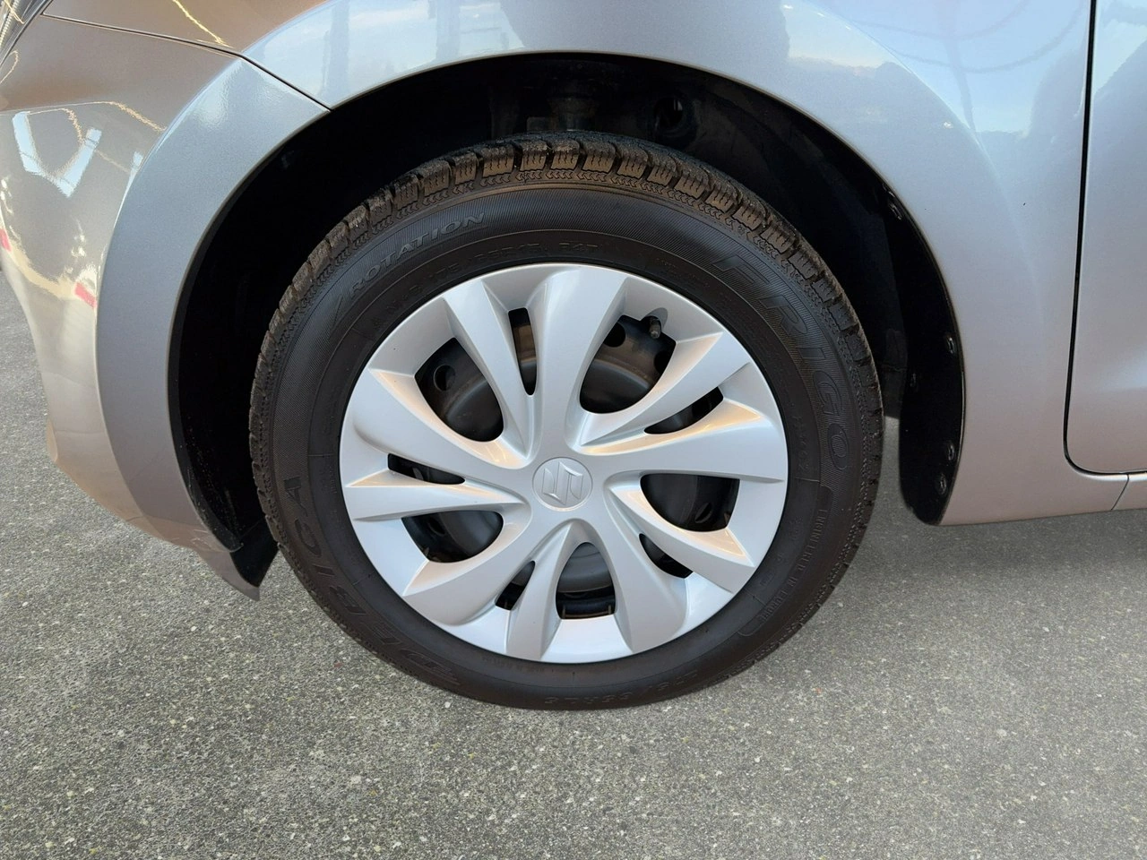 Suzuki Swift - Zdjęcie 9