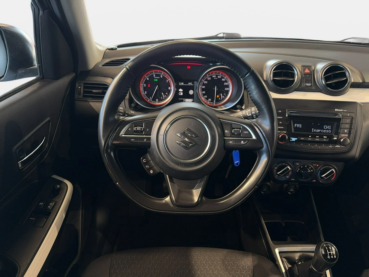 Suzuki Swift - Zdjęcie 17