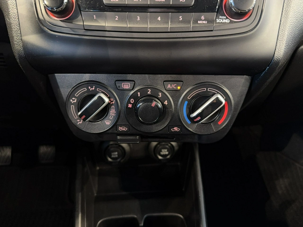 Suzuki Swift - Zdjęcie 22