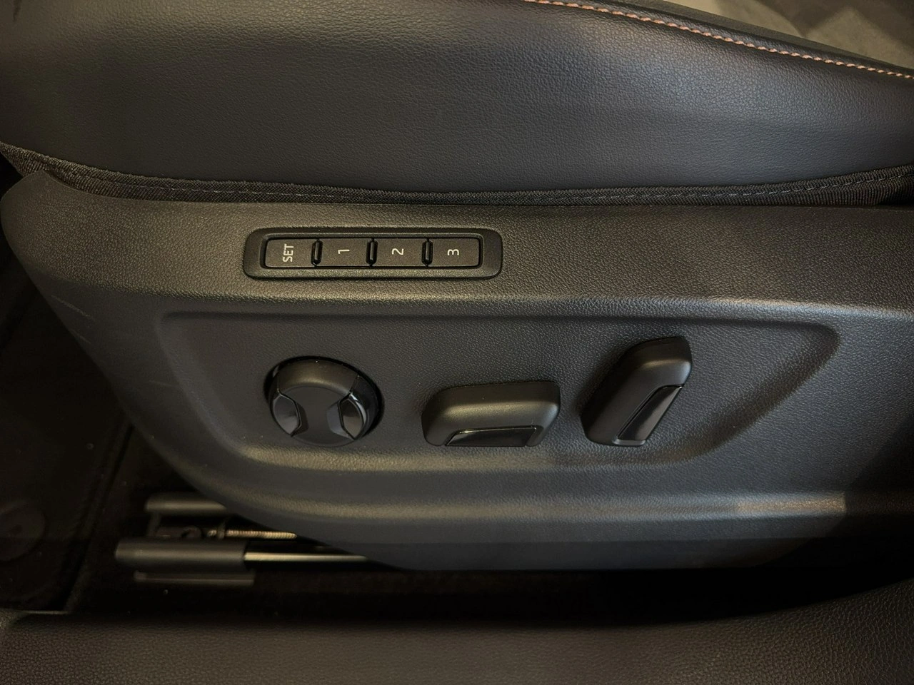 Cupra Ateca - Zdjęcie 18