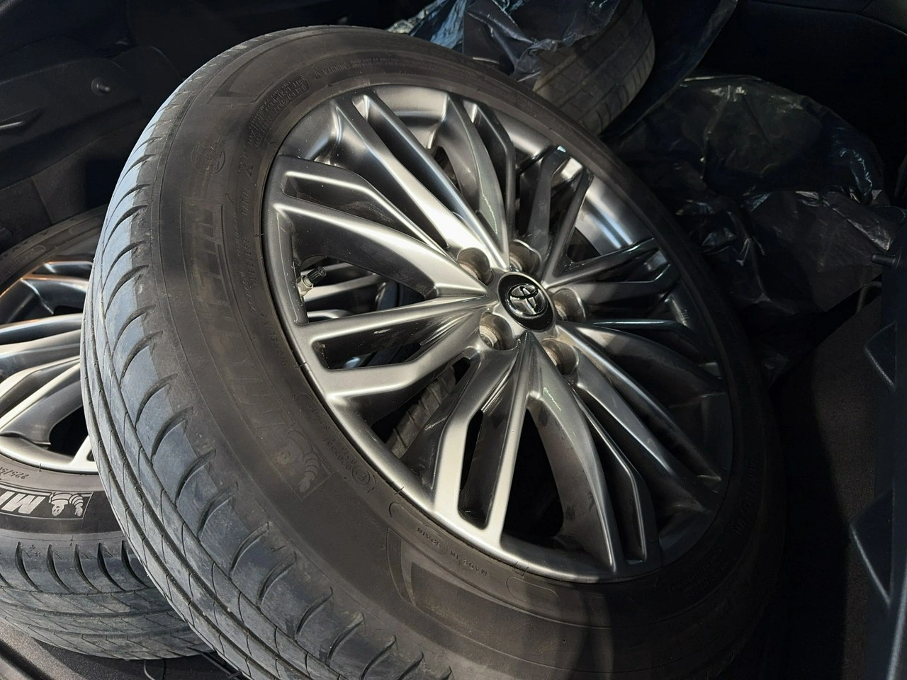 Toyota C-HR - Zdjęcie 12