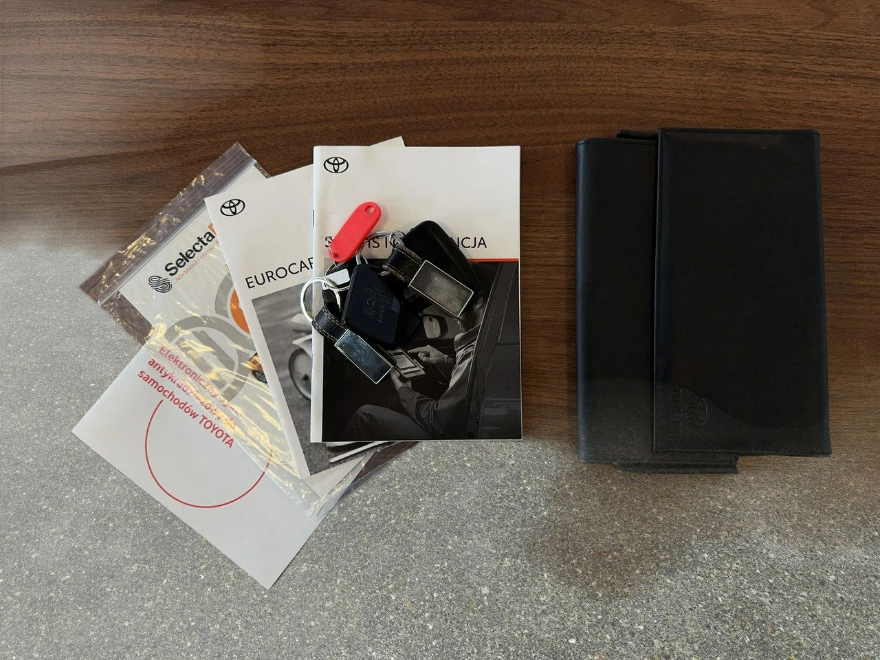 Toyota C-HR - Zdjęcie 33