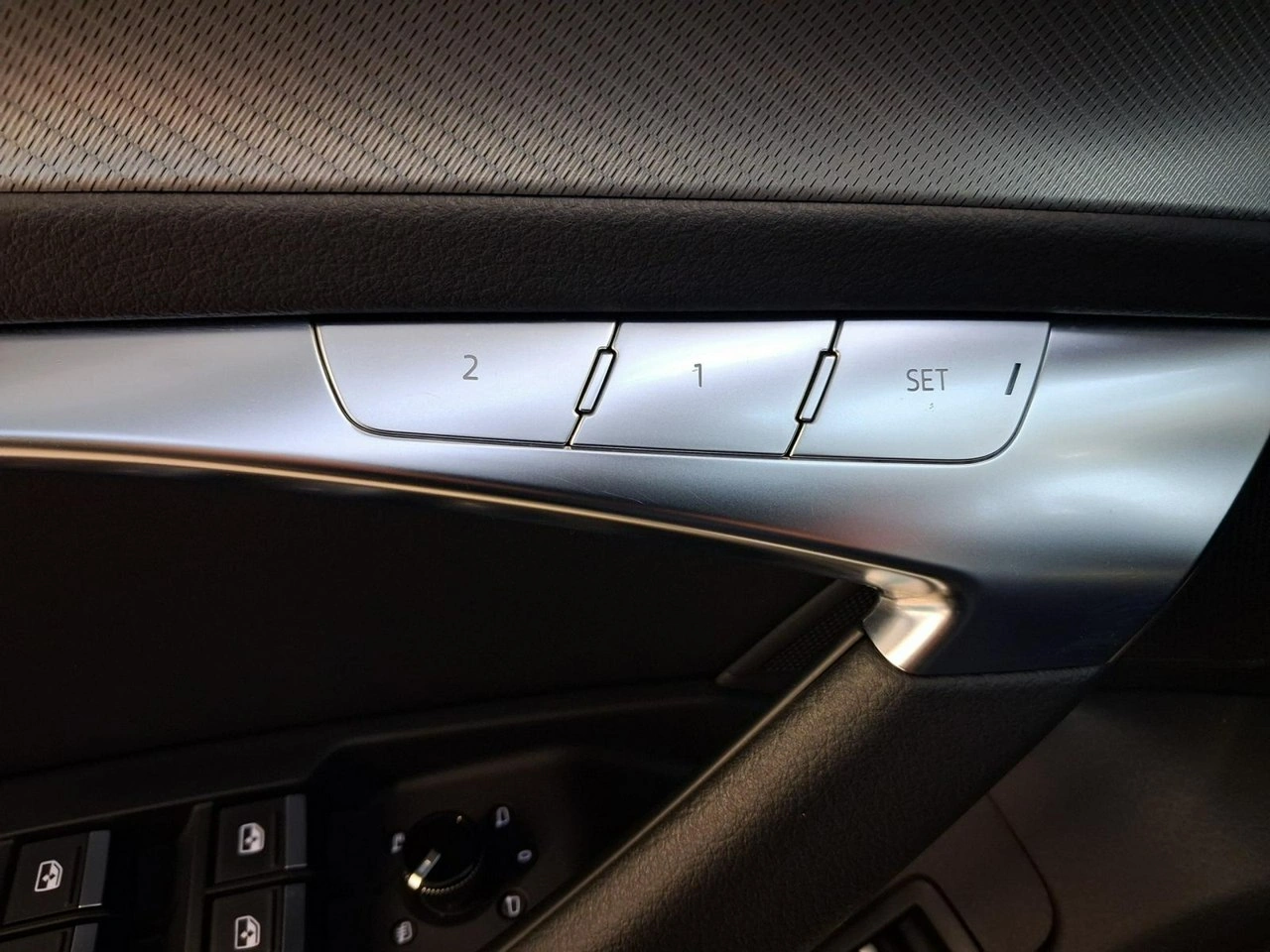 Audi A6 - Zdjęcie 14