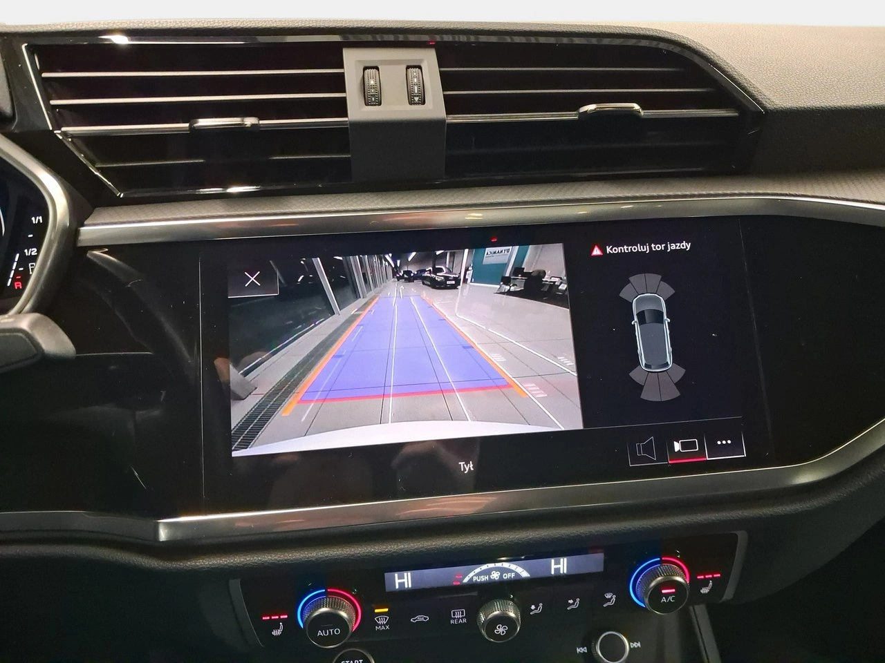 Audi Q3 - Zdjęcie 20