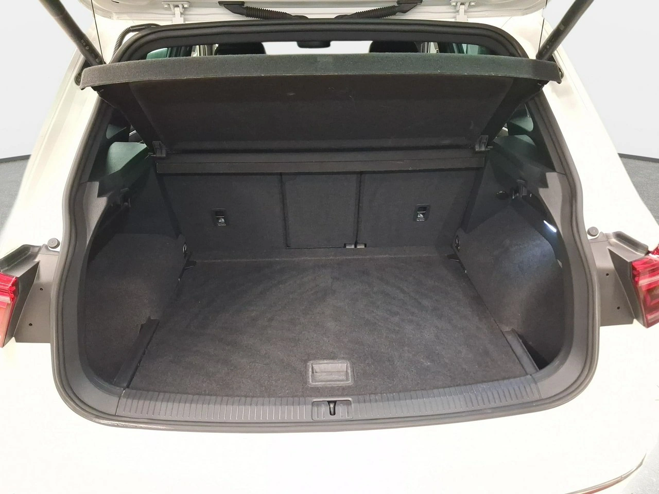 Volkswagen Tiguan - Zdjęcie 12