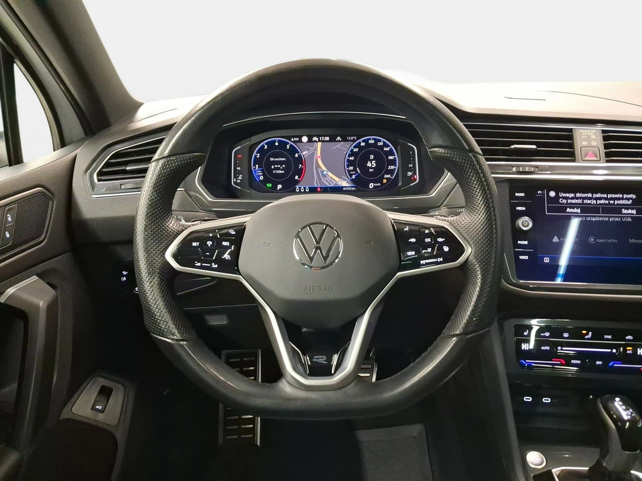 Volkswagen Tiguan - Zdjęcie 15
