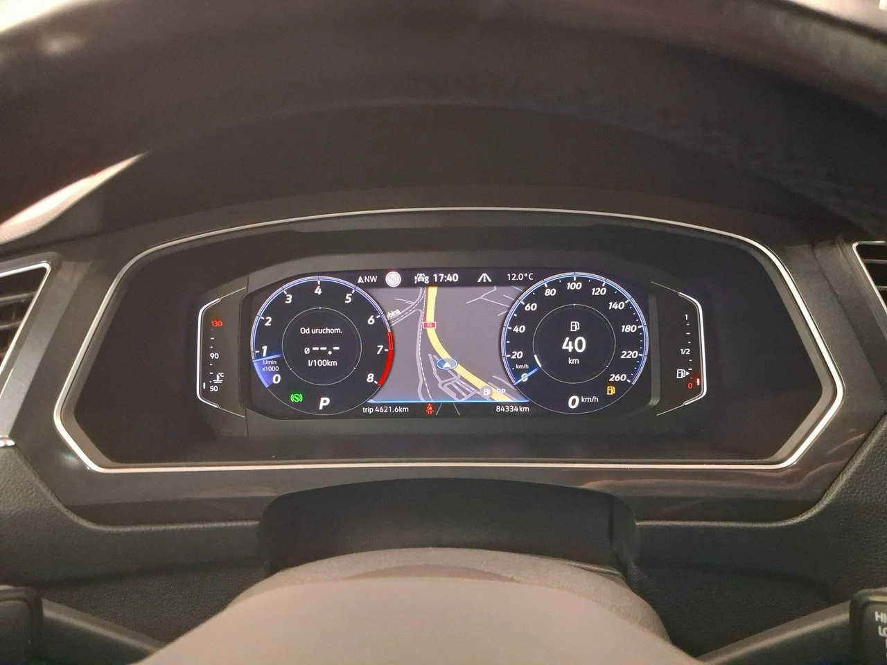 Volkswagen Tiguan - Zdjęcie 17