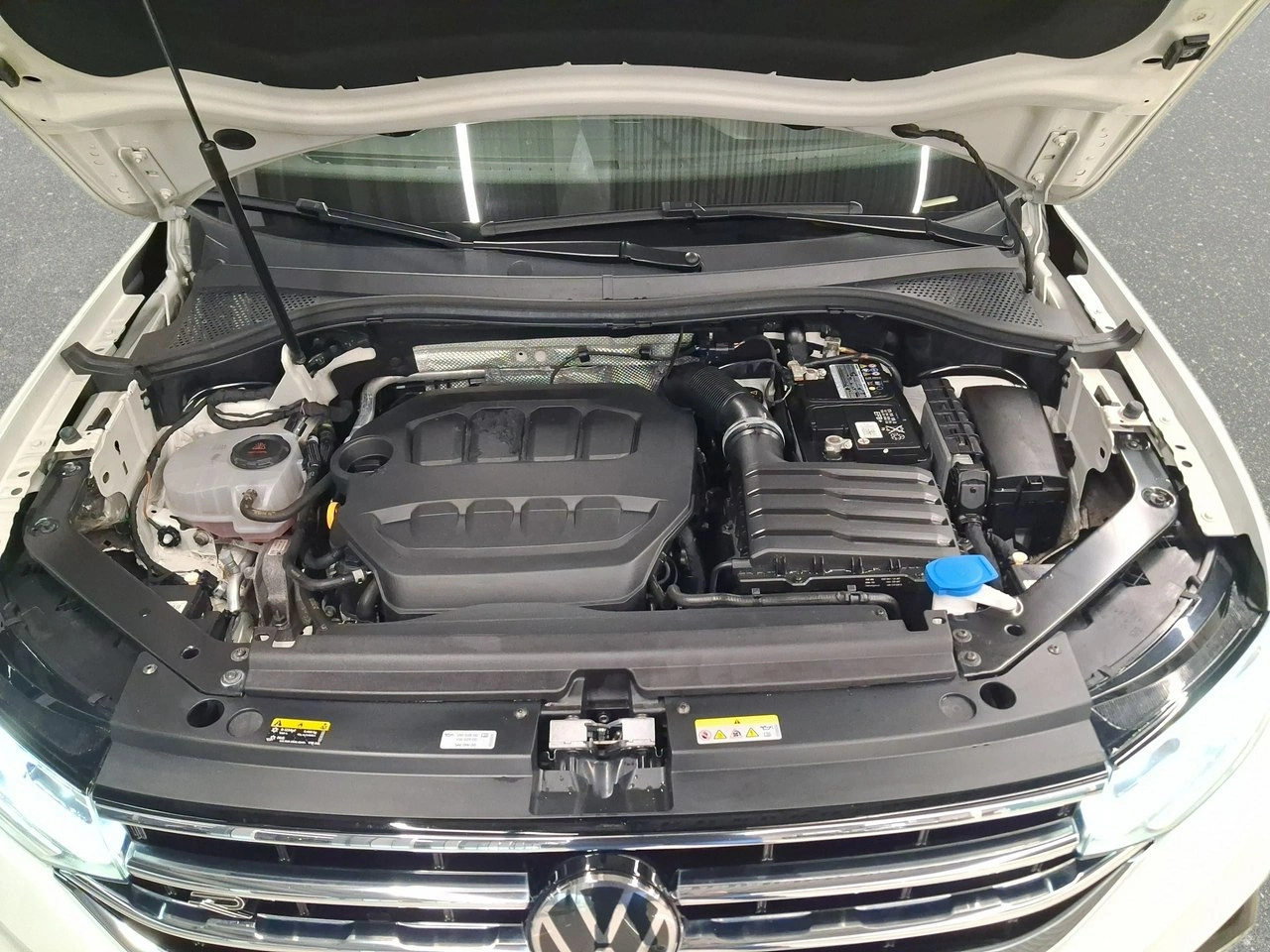 Volkswagen Tiguan - Zdjęcie 26