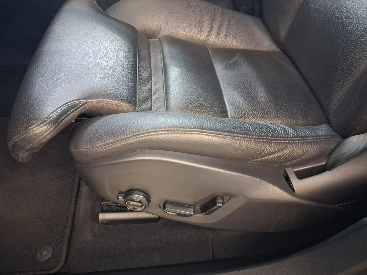 Volvo XC 60 - Zdjęcie 9