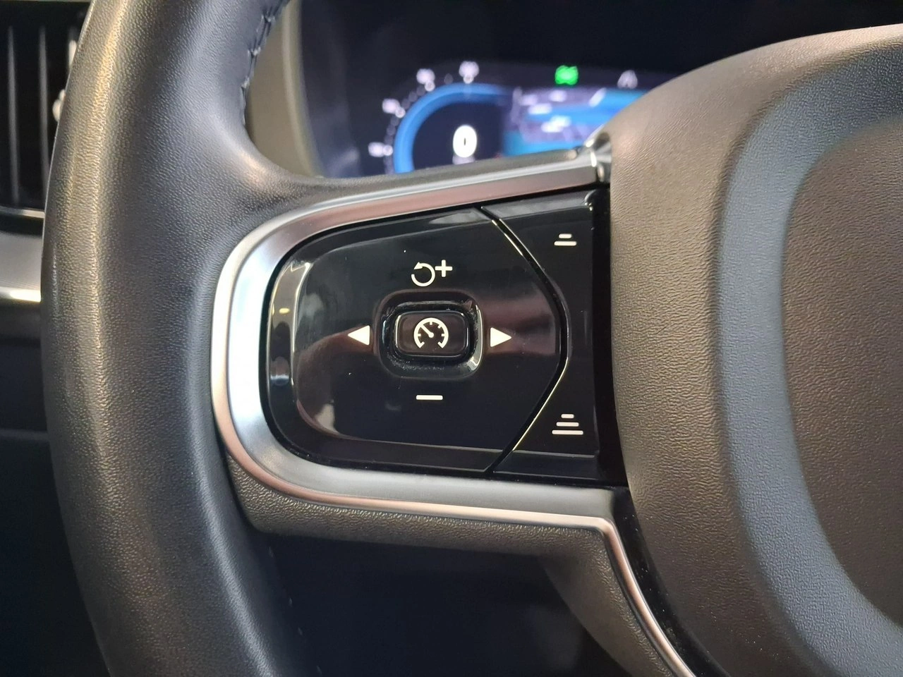 Volvo XC 60 - Zdjęcie 14