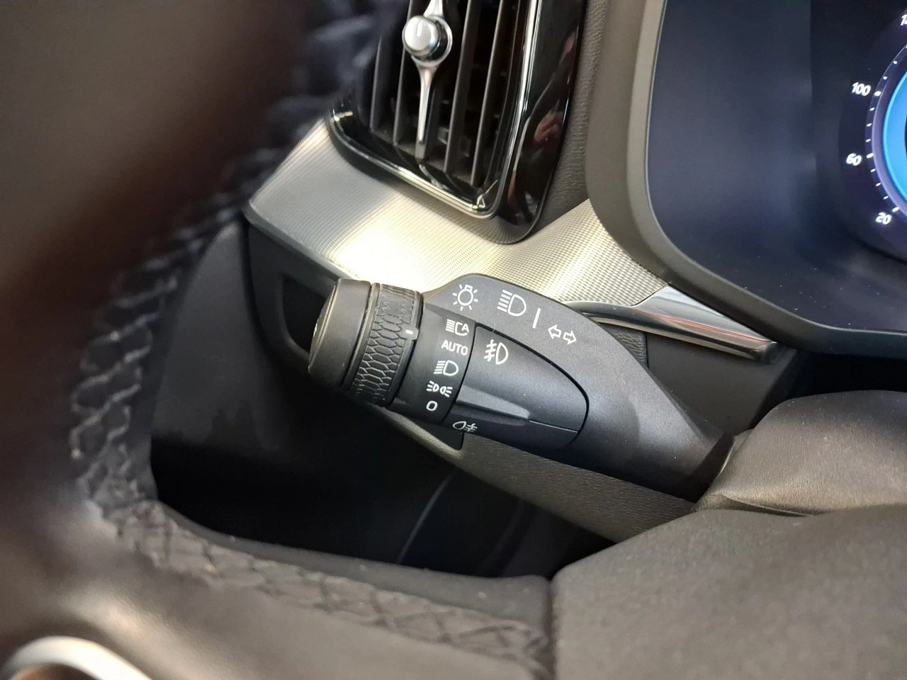 Volvo XC 60 - Zdjęcie 16